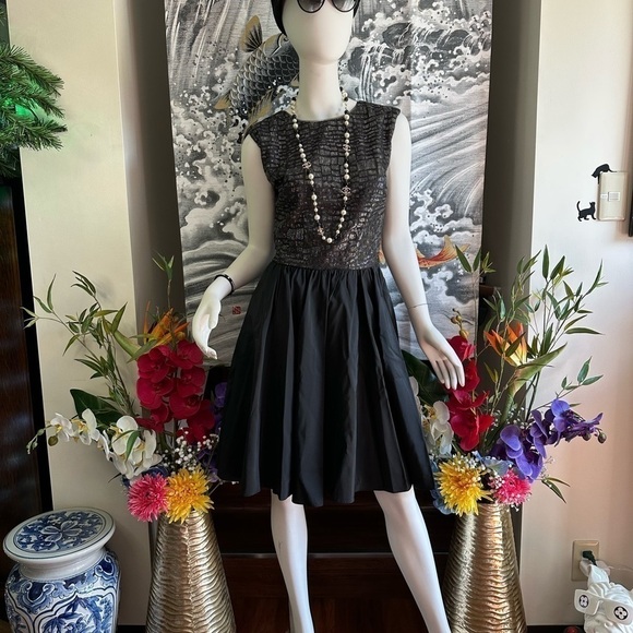 Vera WANG BLACK LACE SEQUINS FIT & FLARE DRESS SIZE 10 - Picture 3 of 8